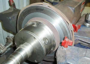 Photo 4: The cost-effectiveness of resurfacing brake rotors depends largely upon rotor configuration. As a rule, it’s more cost-effective to replace rather than resurface the ­relatively inexpensive “hat” or “float” rotor. On the other hand, the exception might be the more expensive heavy-duty truck rotors.